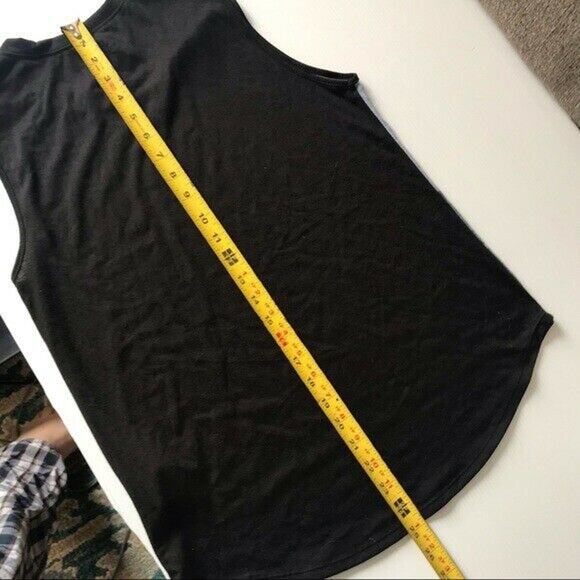 Disney NWT Junior Small Alice In Wonderland Watercolor Black Sketch Tank Top - Picture 8 of 8